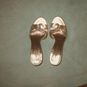 Amalfi Gold Heel Size 7B Shoes